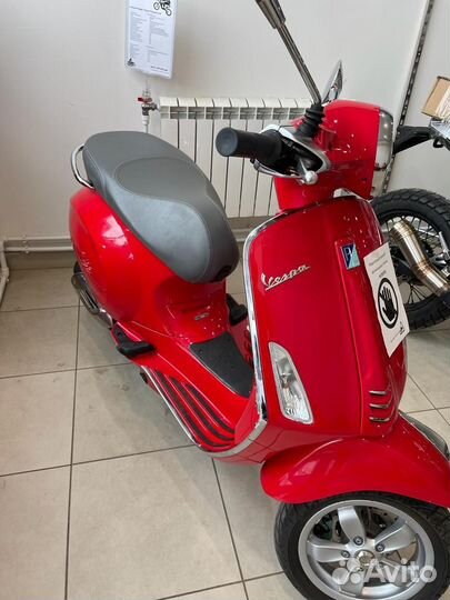 Скутер Piaggio Vespa Primavera 50 Красный