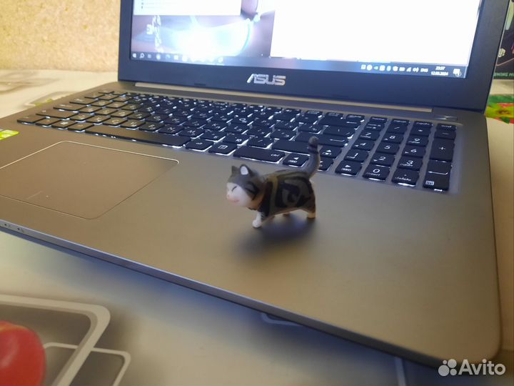 Современный ноутбук Asus в идеале, GeForce 940MX