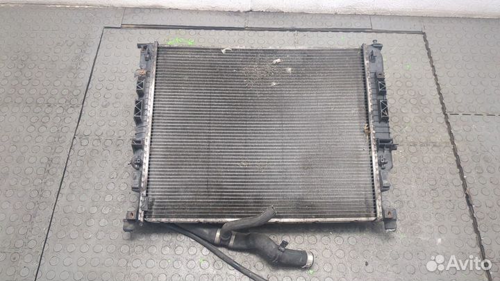 Радиатор охлаждения двигателя Mercedes R W251 2005