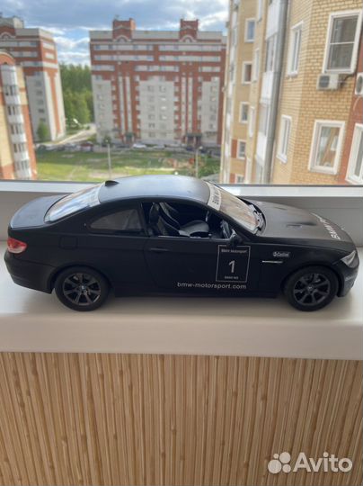 Орининал) Радиоуправляемая машина BMW M3