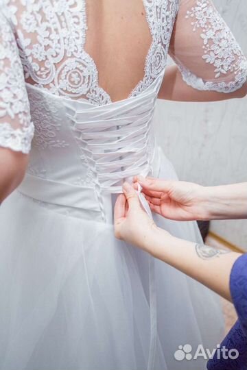 Свадебное платье