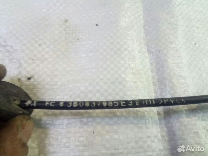 Тросик открывания двери vw пассат б5