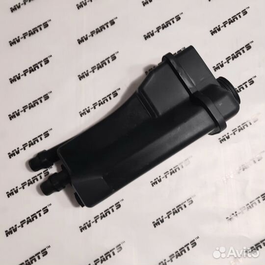 Бачок расширительный BMW 5 E39 BMW 7 E38