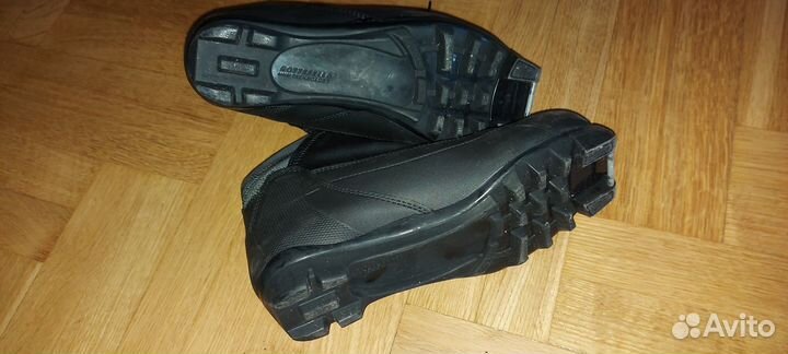 Лыжные ботинки 38 размер