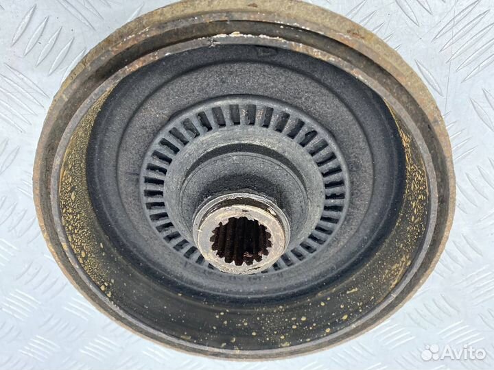 Б/У ступица с барабаном задний левый Toyota Duet