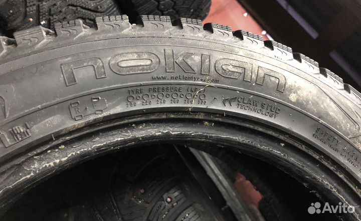 Nokian Tyres Hakkapeliitta 5 215/55 R17