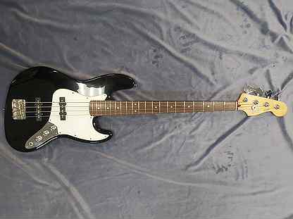 Fender Jazz Bass MIM 2000