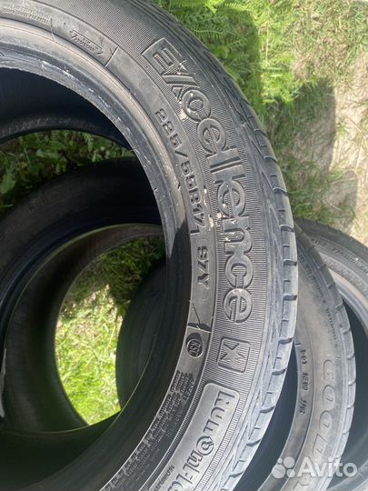 Goodyear Excellence 225/55 R17 97Y
