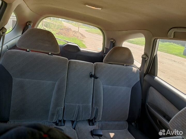 Honda Stream 2.0 AT, 2001, 277 916 км