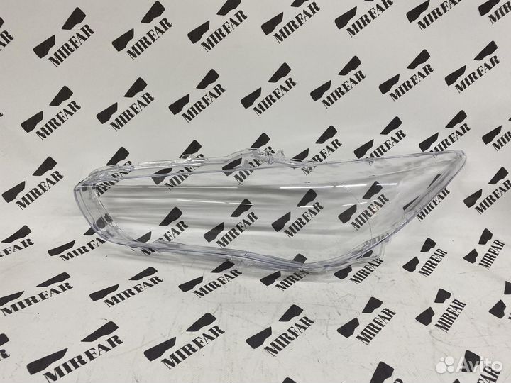 Левое стекло фары Infiniti QX60 2016-2020