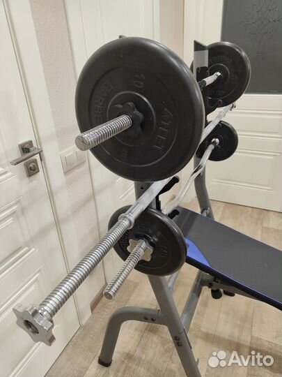 Скамья для жима со стойкой, блины и грифы