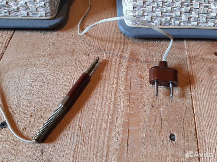 Автомобильные колонки в корпусе