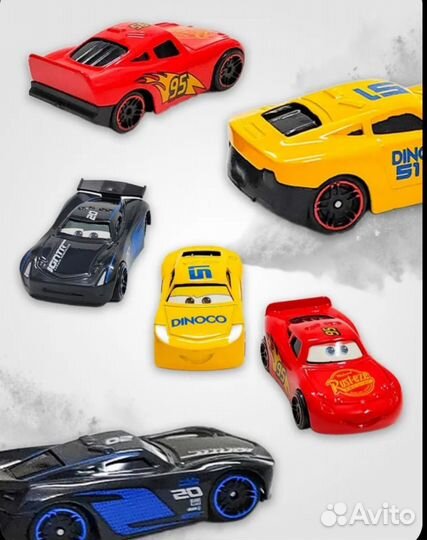 Набор машинок