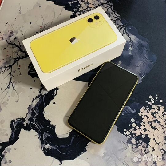 iPhone 11, 64 ГБ