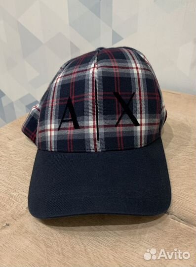 Мужская кепка armani exchange