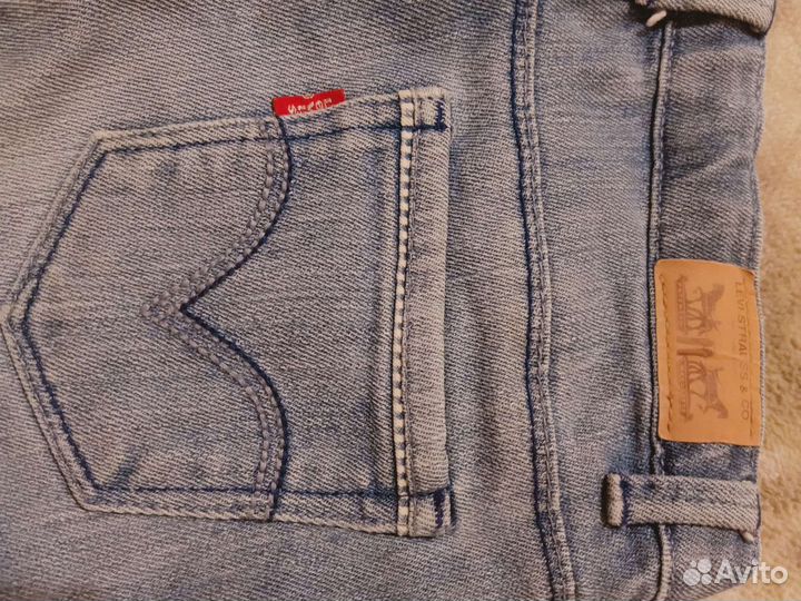 Джинсовые шорты levis