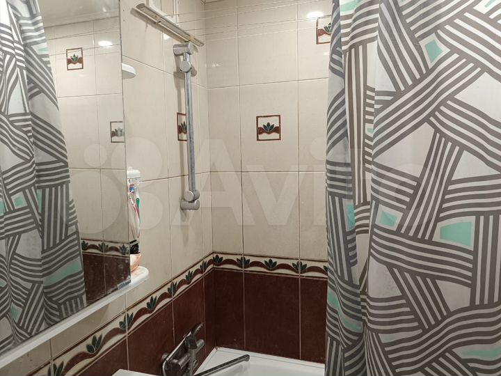 Комната 10 м² в 3-к., 1/9 эт.