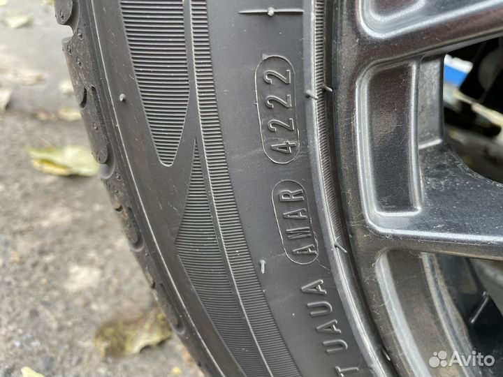 Nexen N'Fera RU1 SUV 235/45 R19 95W
