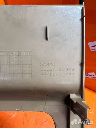 Консоль селектора АКПП Toyota Mark II, 1004125