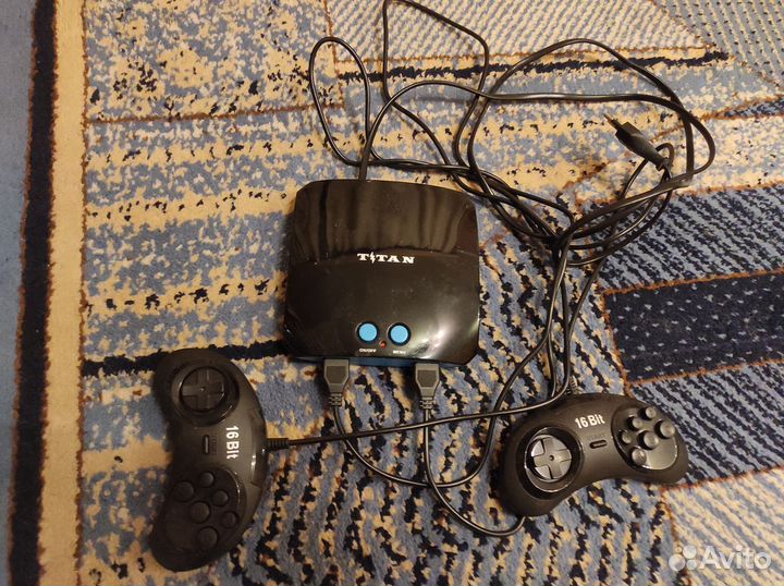 Игровая приставка титан