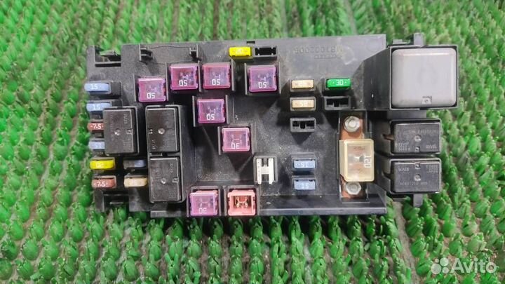 Блок предохранителей Subaru Tribeca WX 2006