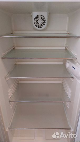 Полки в холодильник liebherr