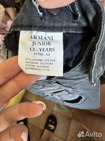 Джинсы Armani новые