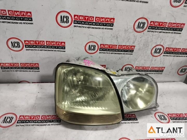 Фара правая toyota progres