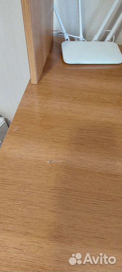 Отдам бесплатно компьютерный стол