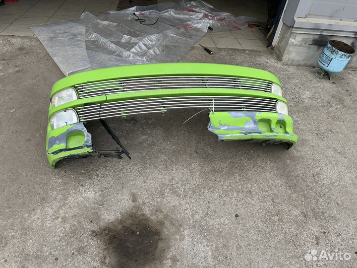 Бампер Toyota bb