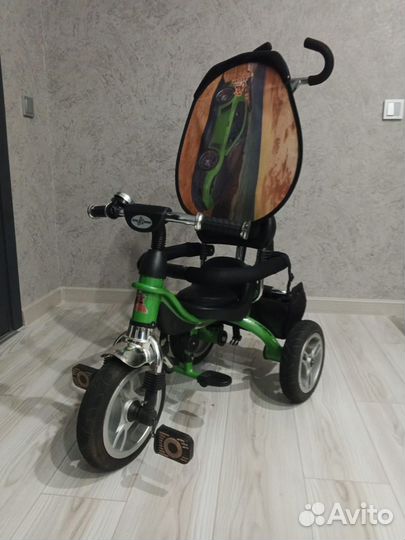 Трехколесный велосипед с родительской ручкой