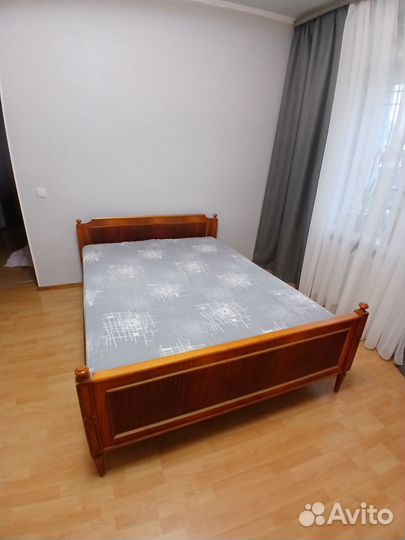 Спальный гарнитур бу