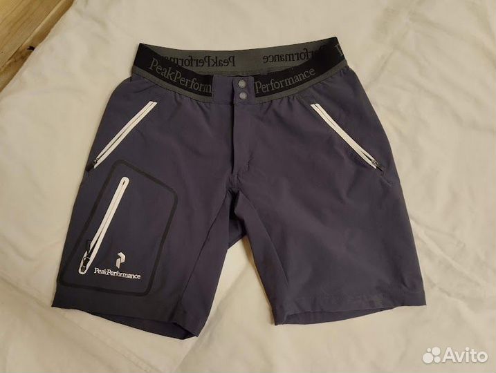 Шорты женские Peak Performance Black Light, р.S