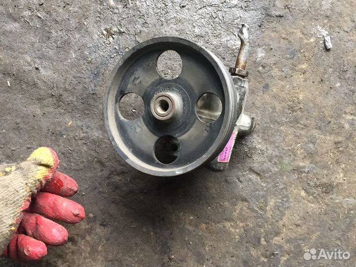 Гидроусилитель руля на Renault Laguna 2,2.0