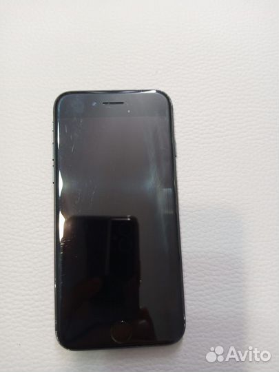 iPhone 7, 32 ГБ
