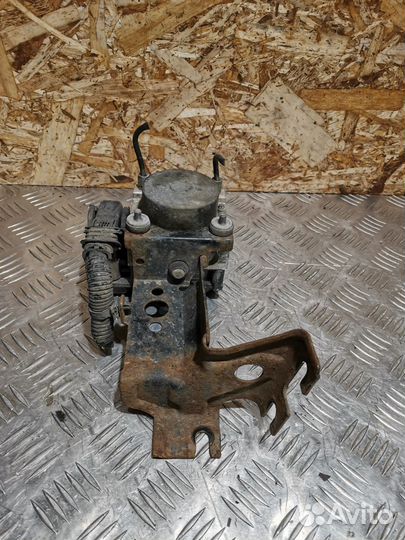 Блок, Насос ABS Suzuki Sx4 2011 1.6 МКПП 2wd