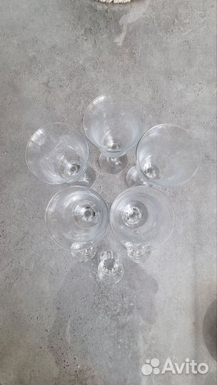 Бокалы и рюмки