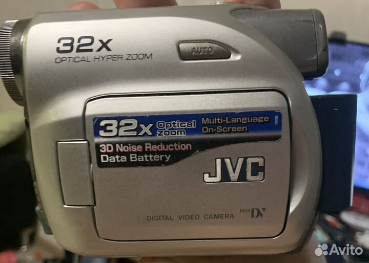 Видеокамера jvc кассетная mini DV GR-D34OE