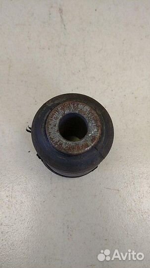 Сайлентблок переднего амортизатора нижний
