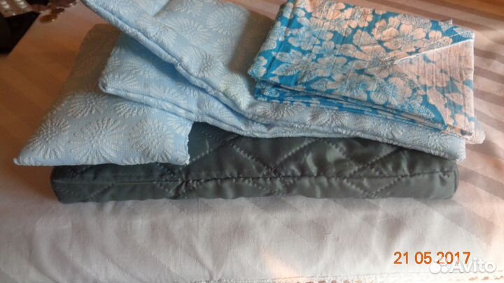 Постель и одежда для кукол