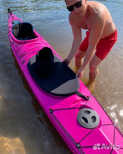 Каяк (байдарка) полиэтиленовый б/у