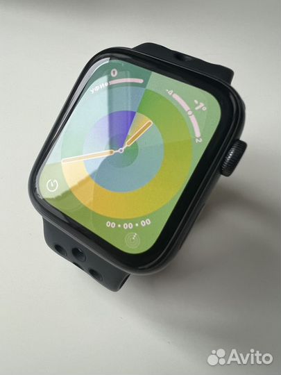 Apple Watch SE 44mm Nike, меньше 6 месяцев б/у