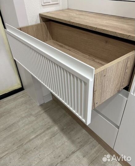 Шкаф в прихожую