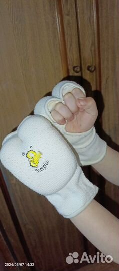 Защита на кисть (Каратэ)