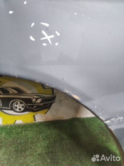 Крыло переднее левое Audi 80 B3 2.0 1990