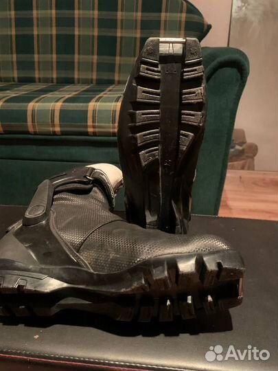 Лыжные ботинки коньковые spine