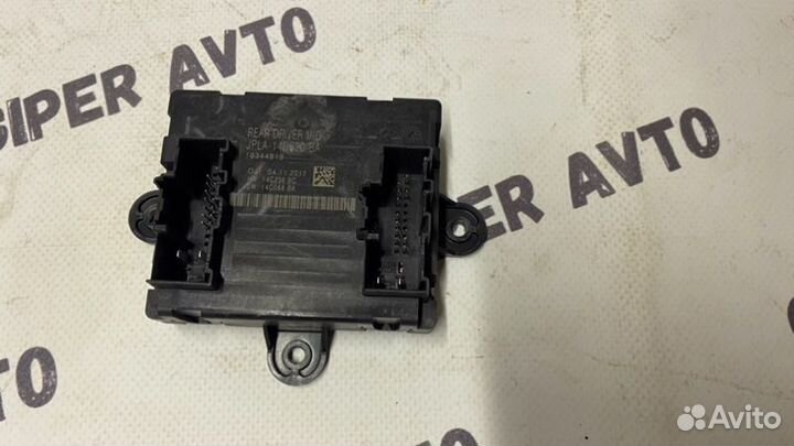 Блок управления двери задний правый Land Rover