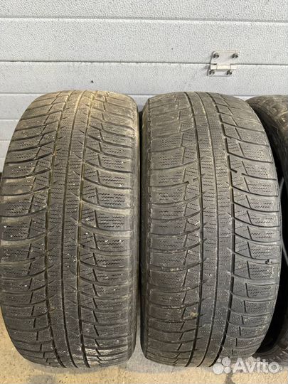 Bridgestone Blizzak LM-001 225/45 R18 и 255/40 R18