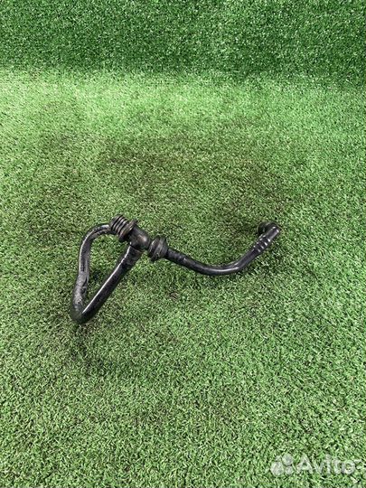 Трубка вакуумная Skoda Fabia 2