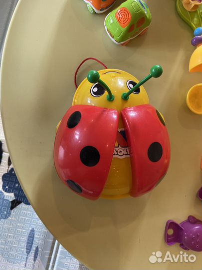 Игрушки дл малышей